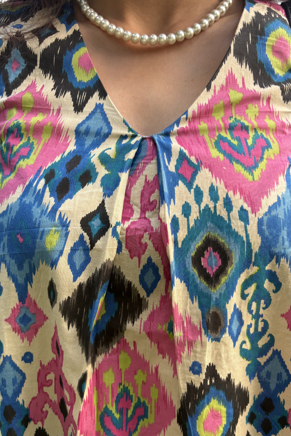 Multicolour Ikkat Print Sleeveless Kurta with Matching Pants